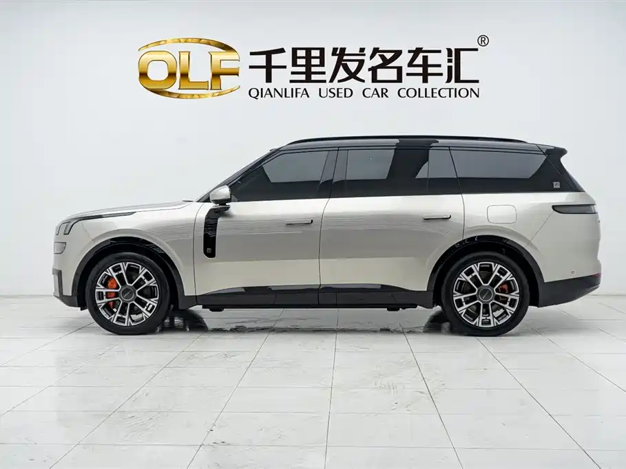 Lynk & Co 900 2025 2.0T Ultra фото 7