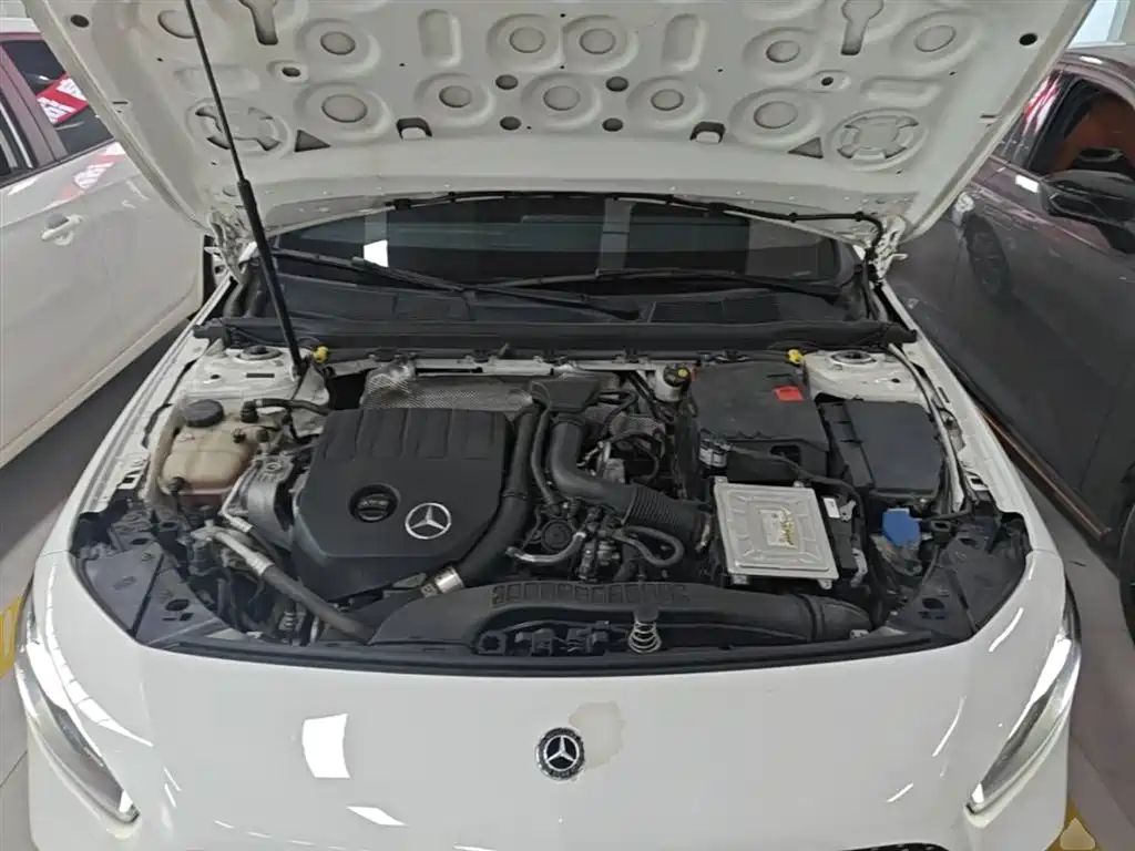 Mercedes-Benz A-Class 2020 A 200 L Sport Sedan фото 20