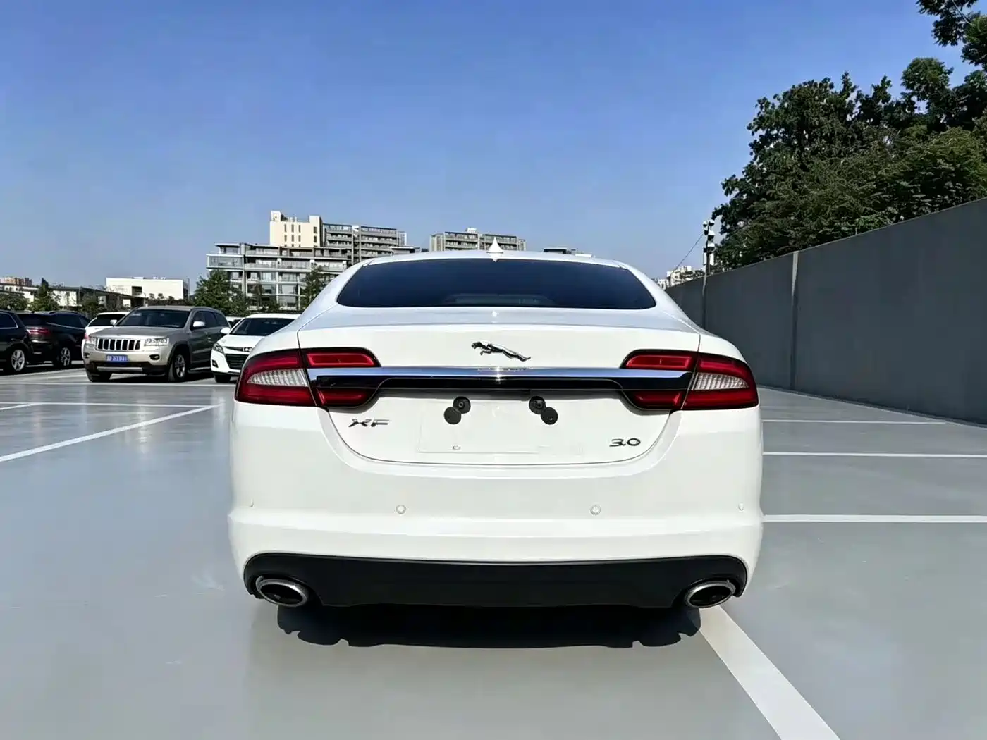 Jaguar XF 2015 XF 2.0T Style Edition фото 5