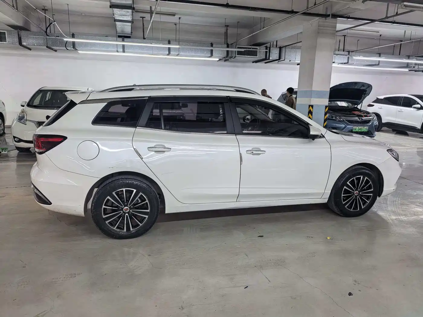 ROEWE EI5