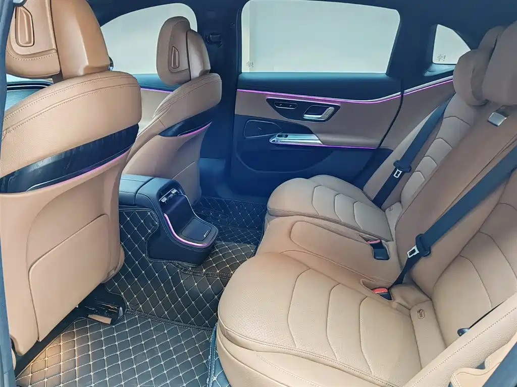 Mercedes-Benz E-Class 2024 E 300 L Fashion Sport фото 17