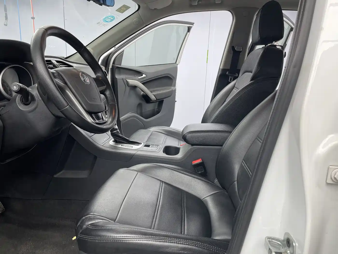 MG Roewe RX5 2016 2016 1.5TGI TST Luxury Edition