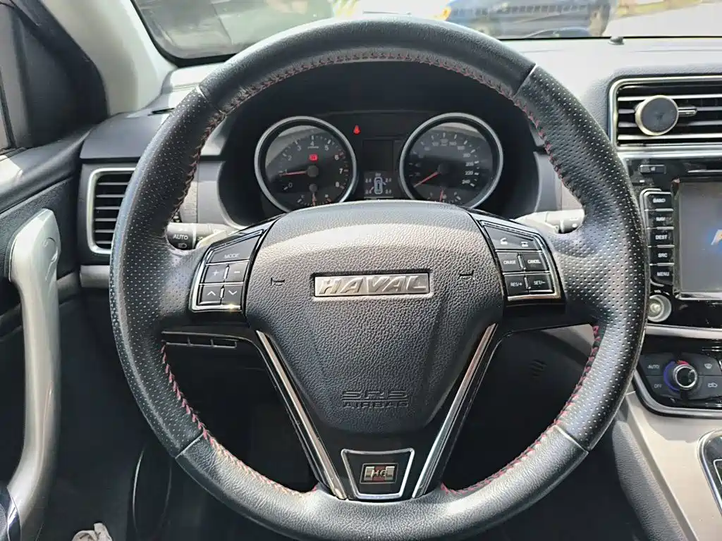 Photo 3 - Haval H6