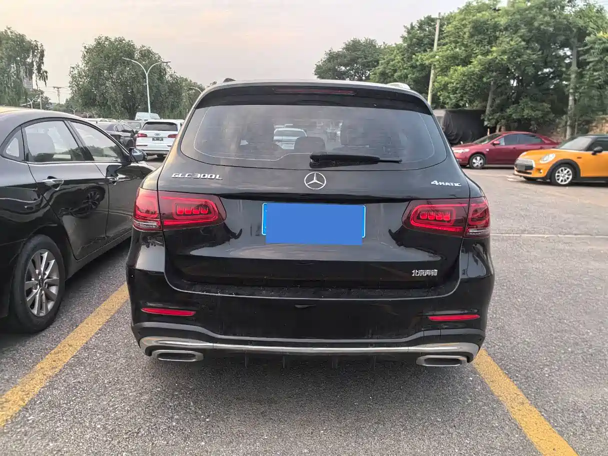 Mercedes-Benz GLC 2020 GLC 260 L 4MATIC Luxury фото 4