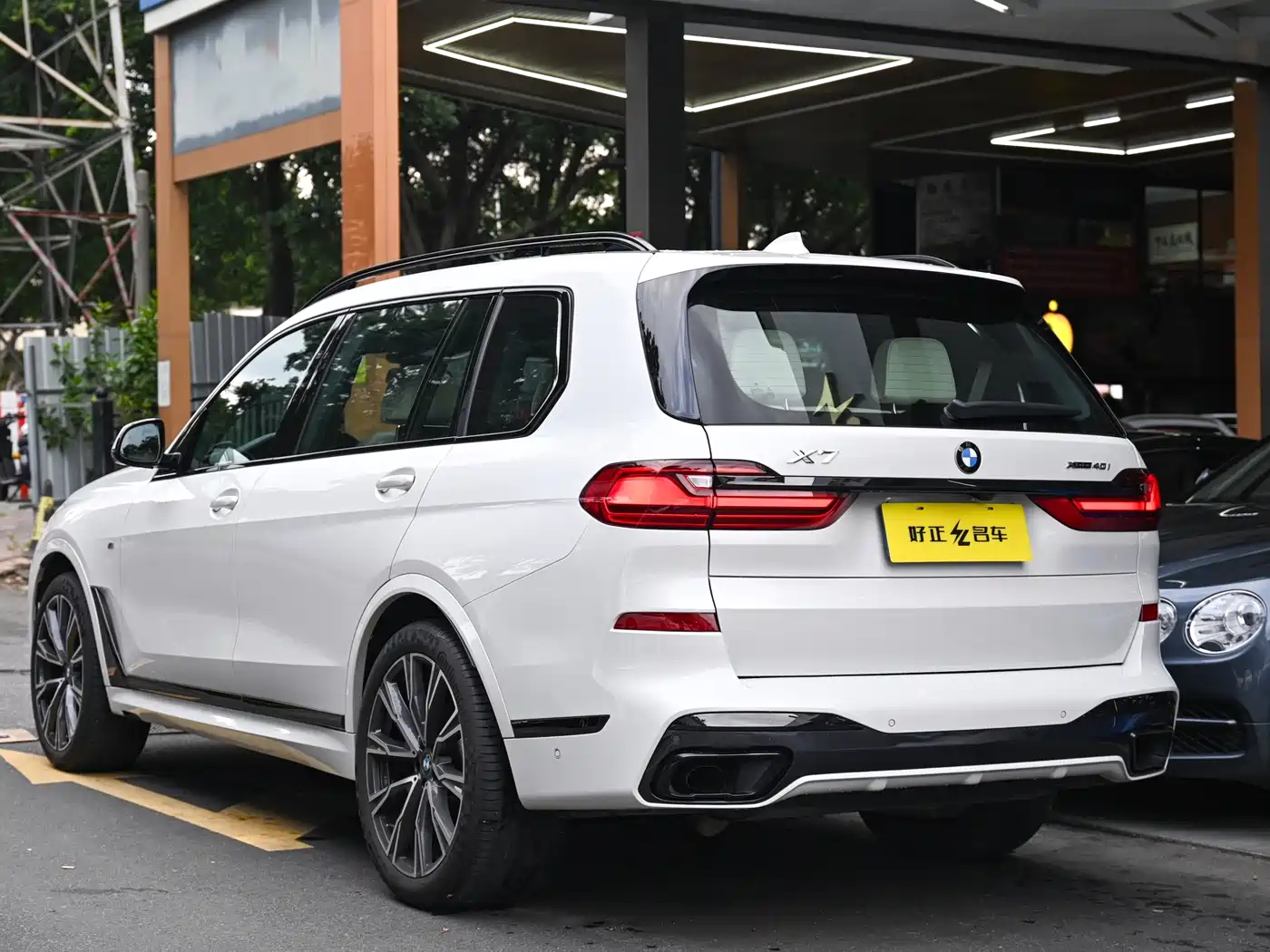 BMW X7 2020 xDrive40i Executive M Sport Package фото 3