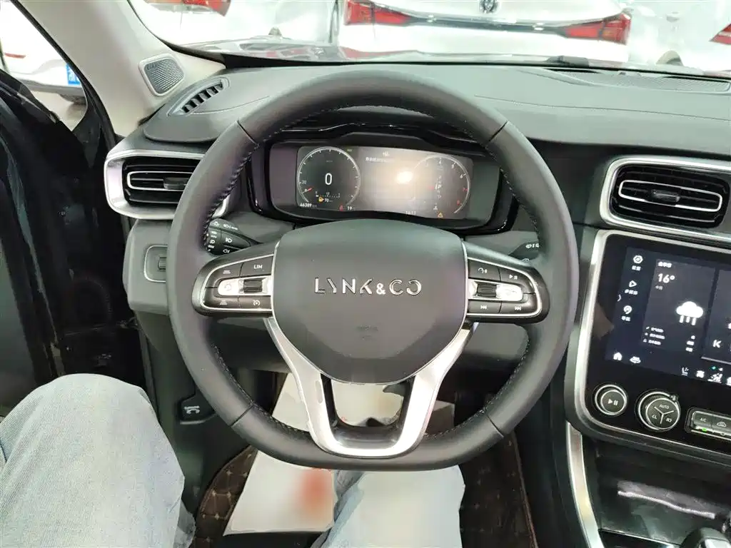 Lynk & Co 01 2019 2.0T 2WD Type Pro Version China VI фото 11