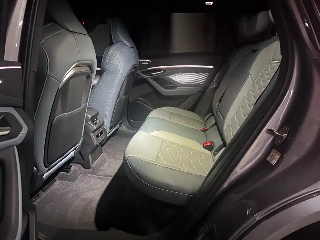 Audi Q6L e-tron 2026 2025 Model Pioneer Edition
