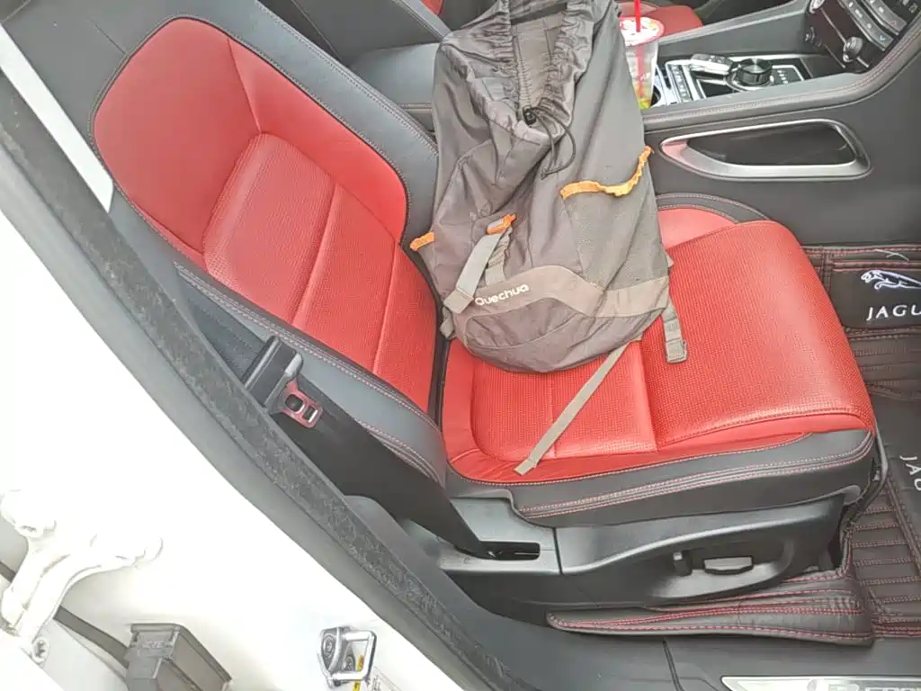 Jaguar F-PACE 2017 2016 2.0T FWD R-Sport Edition
