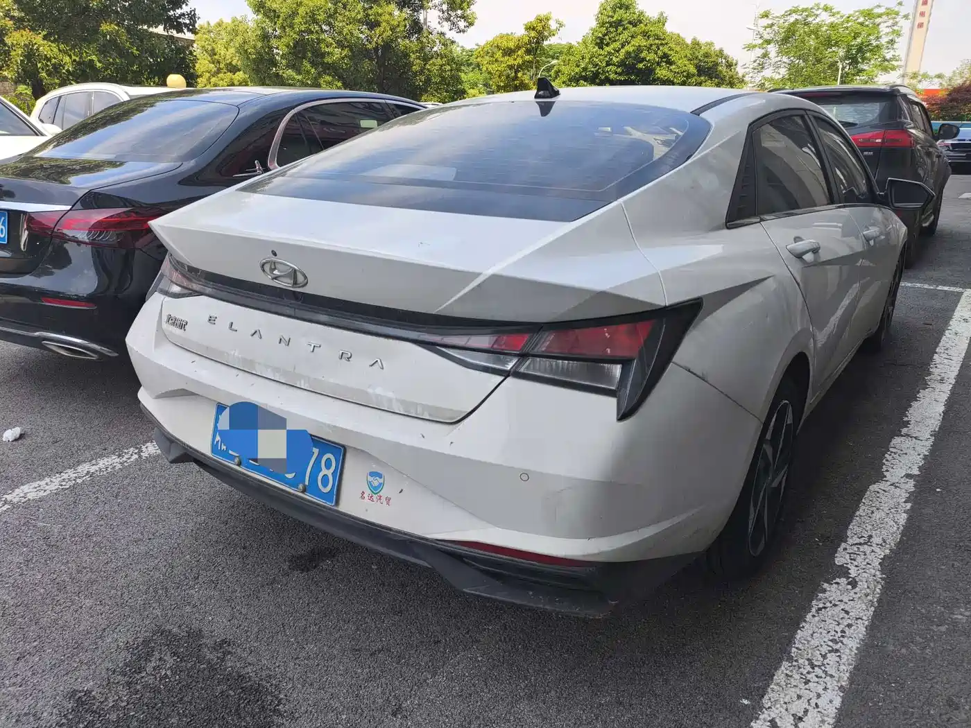 Hyundai Elantra 2022 1.5L CVT GLX Elite Edition фото 2