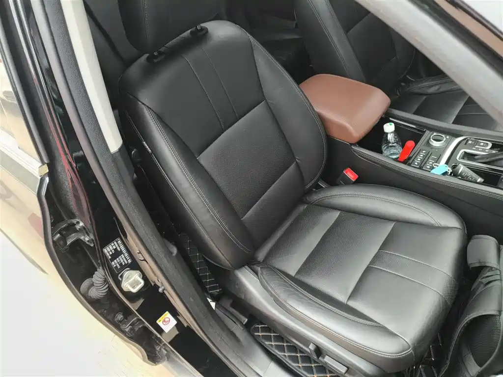 GAC Trumpchi Trumpchi GS8 2017 320T AWD Luxury Smart Connect (7-Seater) фото 25