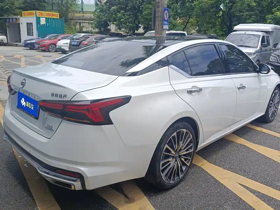 Фото 3 - Nissan Teana