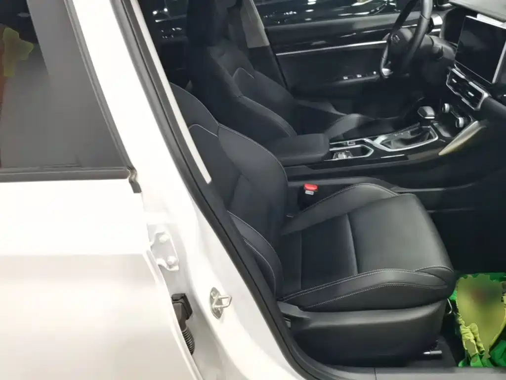 Geely Coolray 2025 2025 1.5L CVT Super Edition MAX