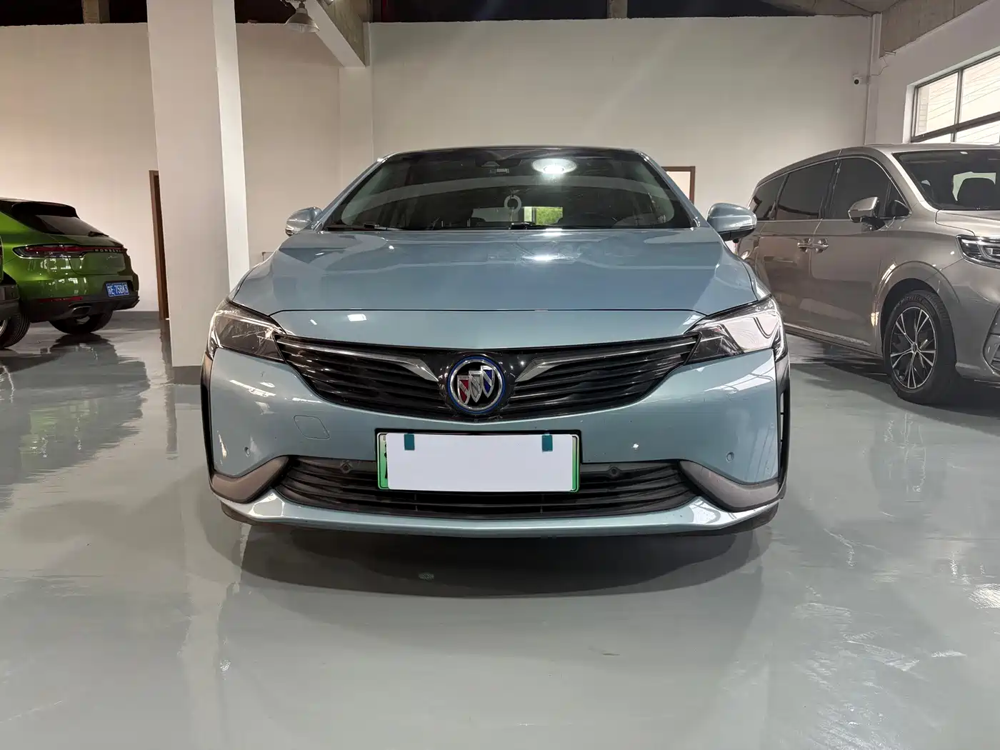 Buick Velite 6 2020 Plug-in Hybrid Connected Smart Edition фото 2
