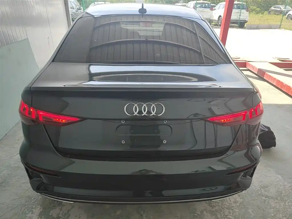 Audi A3 2024 Model A3L Limousine 35 TFSI Fashion Sport фото 6