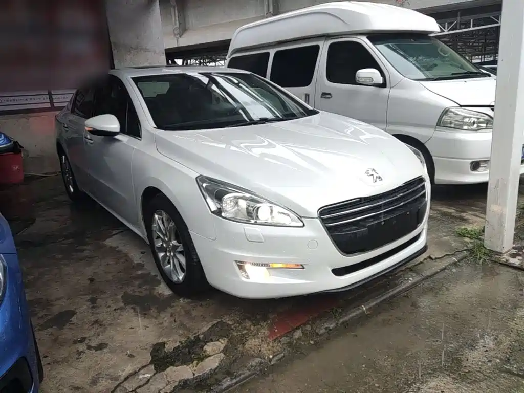 Peugeot 508 2013 2.0L 2nd Anniversary Auto Smart Edition фото 4