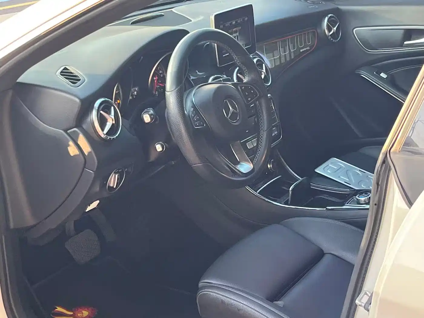 Mercedes-Benz CLA (Import) 2016 CLA 200 Sport фото 4