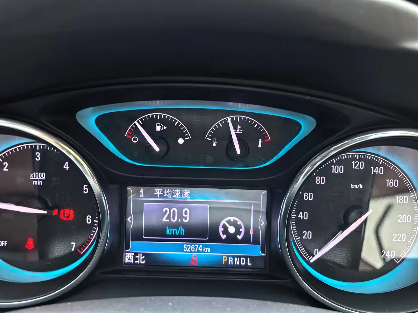 Buick Envision Plus 2017 28T AWD Luxury фото 8
