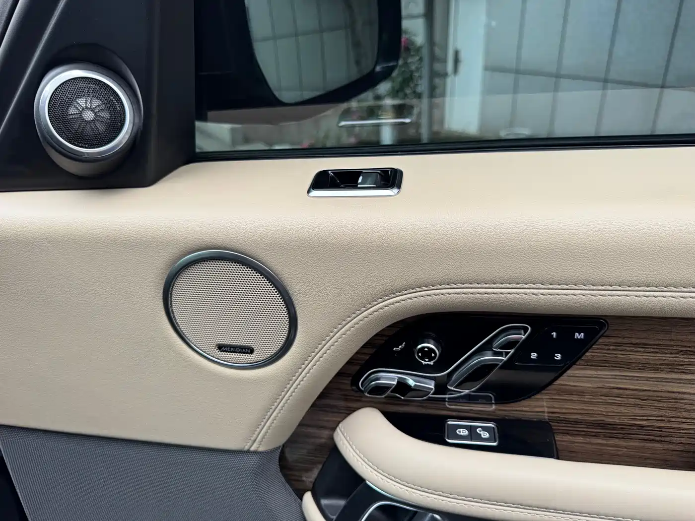 Land Rover Range Rover 2018 3.0 SC V6 Vogue Heritage Extended Edition фото 46
