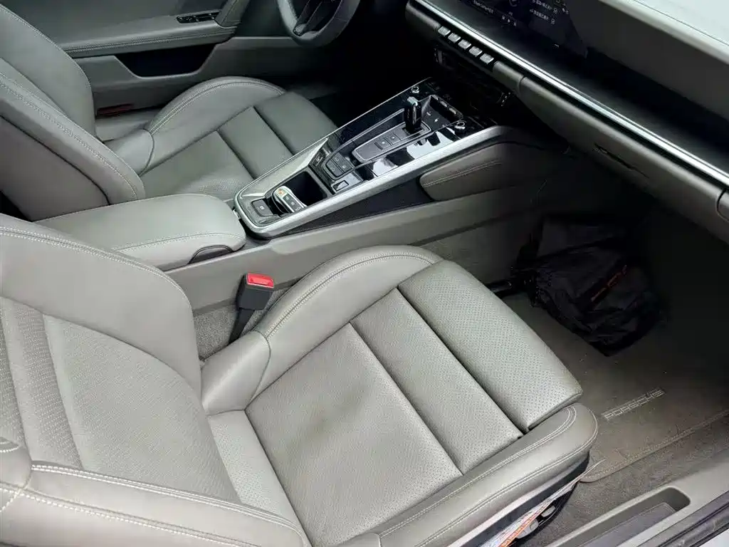 Porsche 911 2022 Carrera 3.0T фото 8