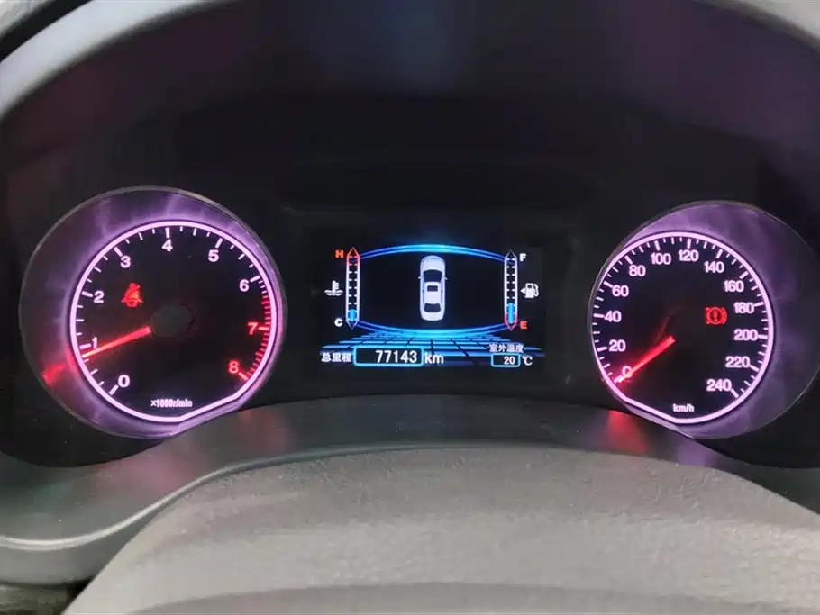 BYD Surui 2012 1.5L Manual Luxury фото 14