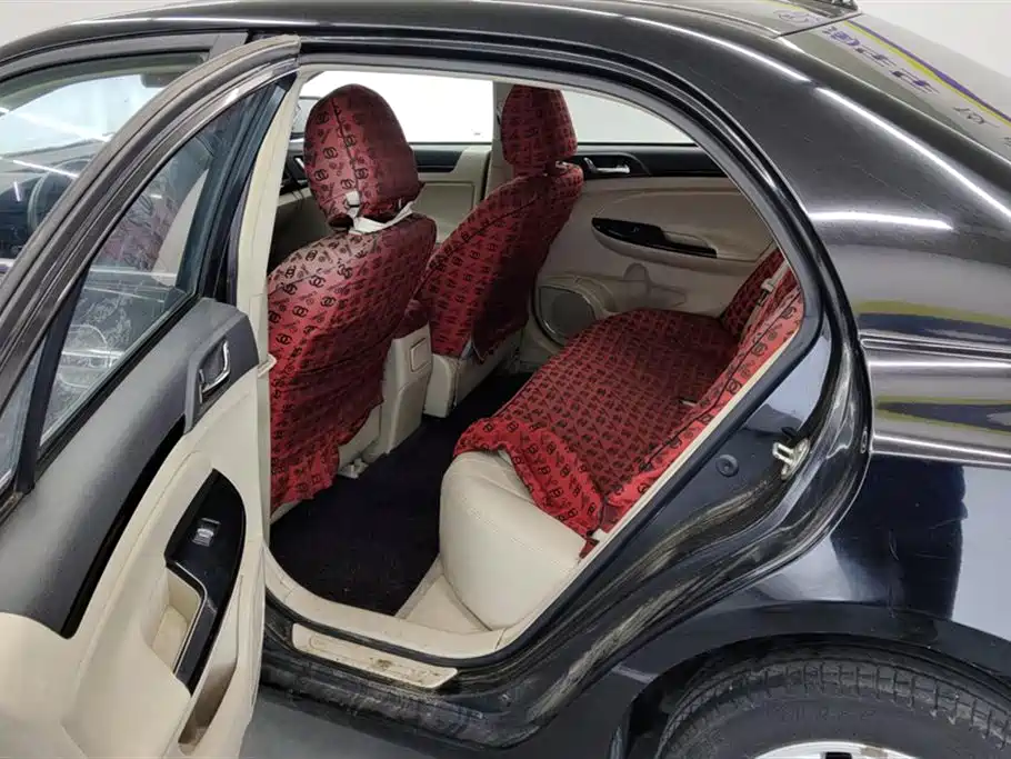 BYD Surui 2012 1.5L Manual Luxury фото 11