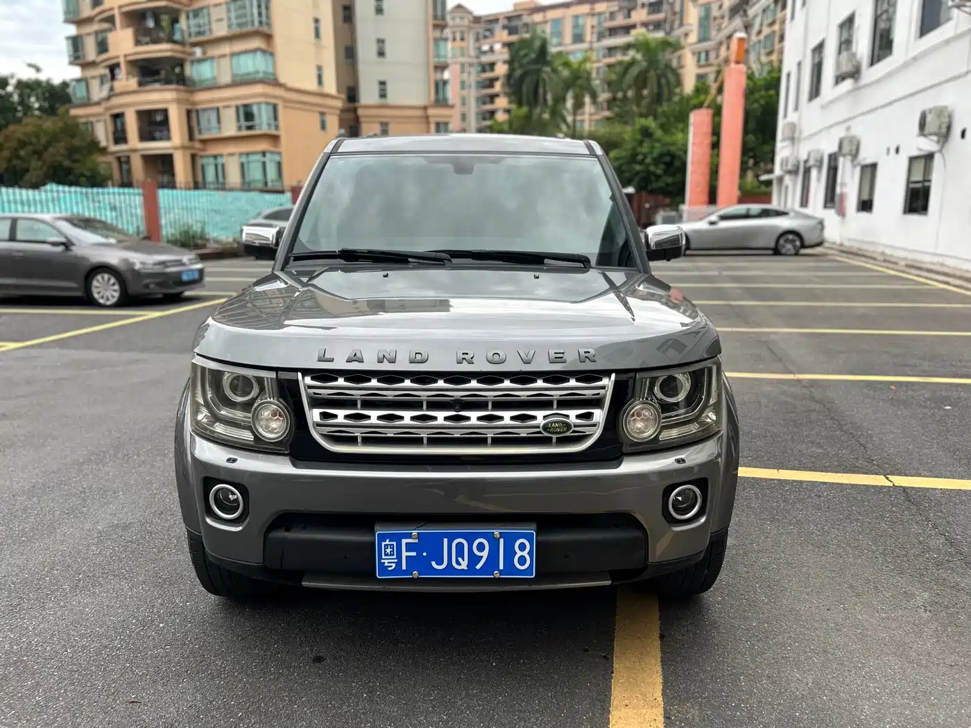Land Rover Discovery 2009 Model 2.7 TDV6-S фото 3