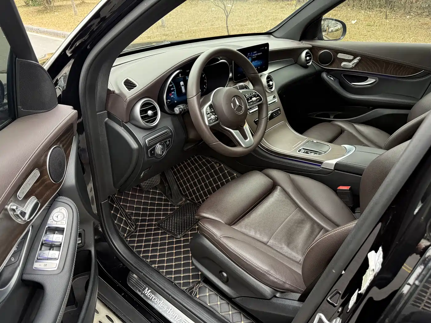 Mercedes-Benz GLC 2020 Facelift GLC 260 L 4MATIC Luxury фото 7