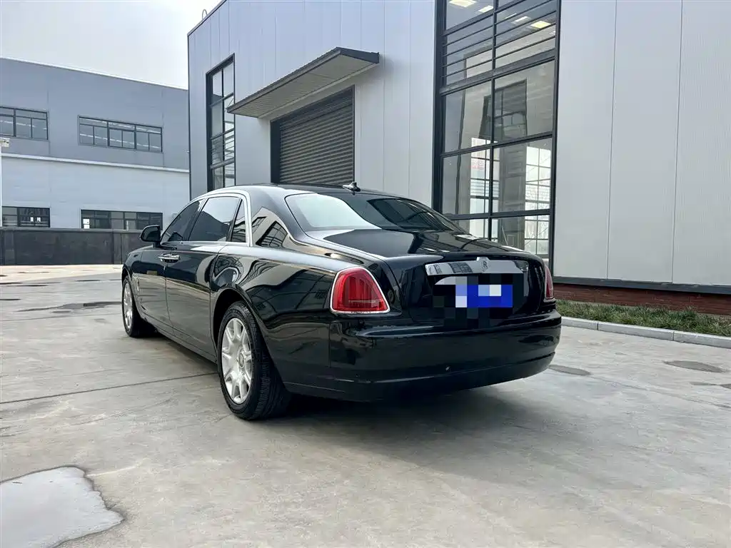 Rolls-Royce Ghost 2014 6.6T Extended Edition фото 11