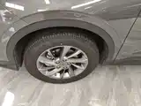 Фото 23 - Geely Coolray