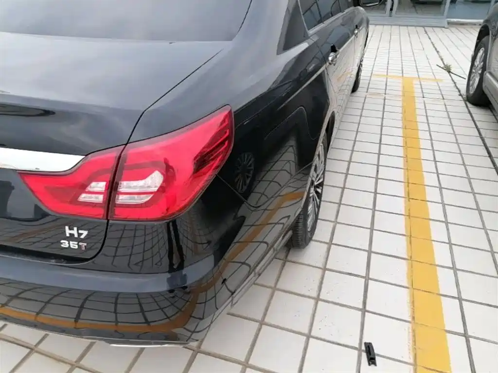 Hongqi H7 2018 2.0T Flagship Edition фото 8