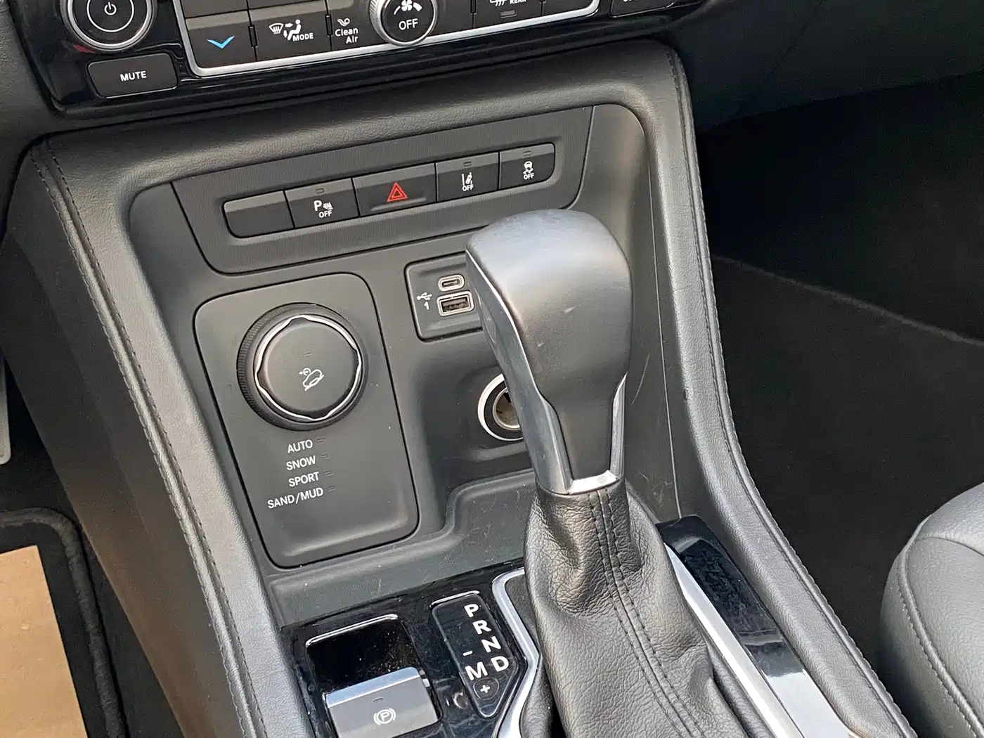 JEEP GRAND COMMANDER