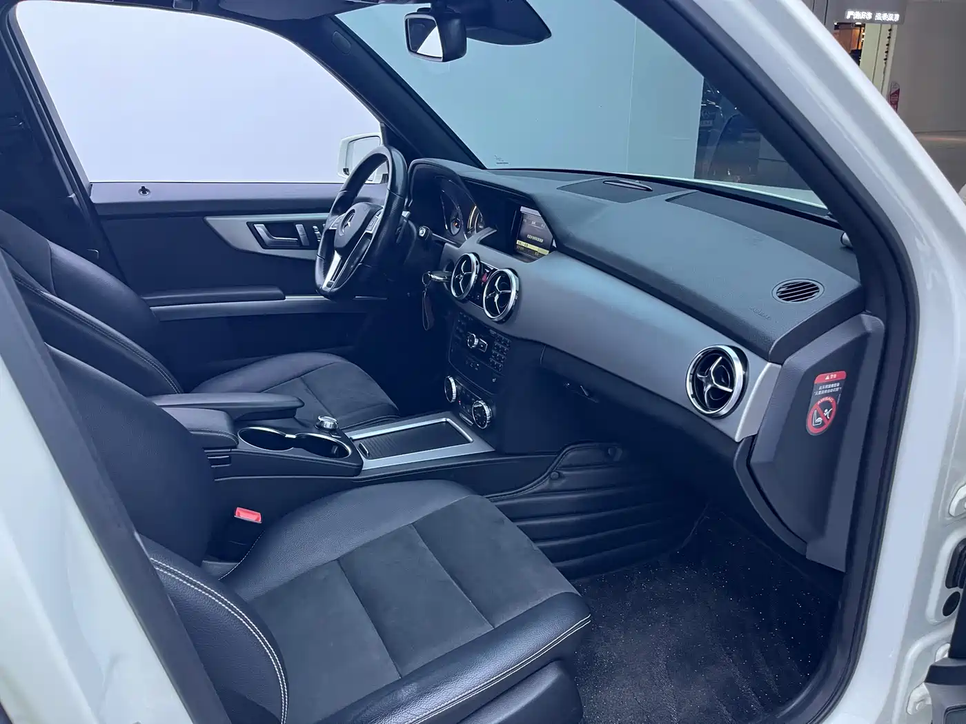 Mercedes-Benz GLK-Class 2015 GLK 260 4MATIC Fashion Ultimate Edition фото 11