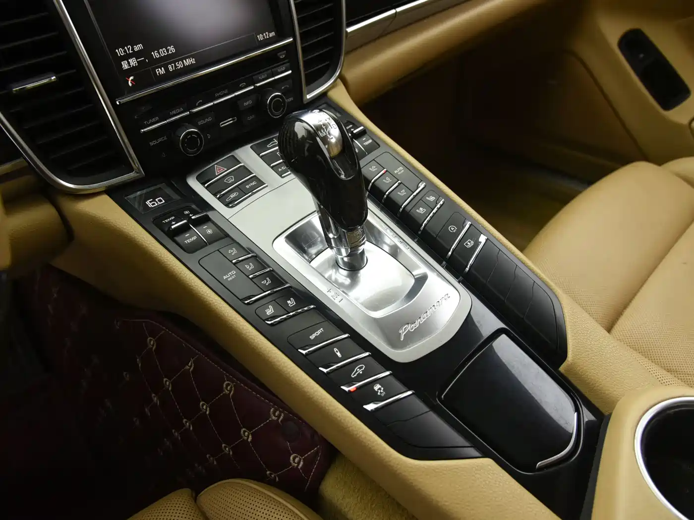 Porsche Panamera 2014 Panamera Executive 3.0T фото 9