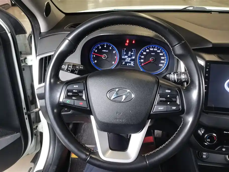 Hyundai Beijing Hyundai ix25 2017 1.6L Automatic Smart Edition фото 15