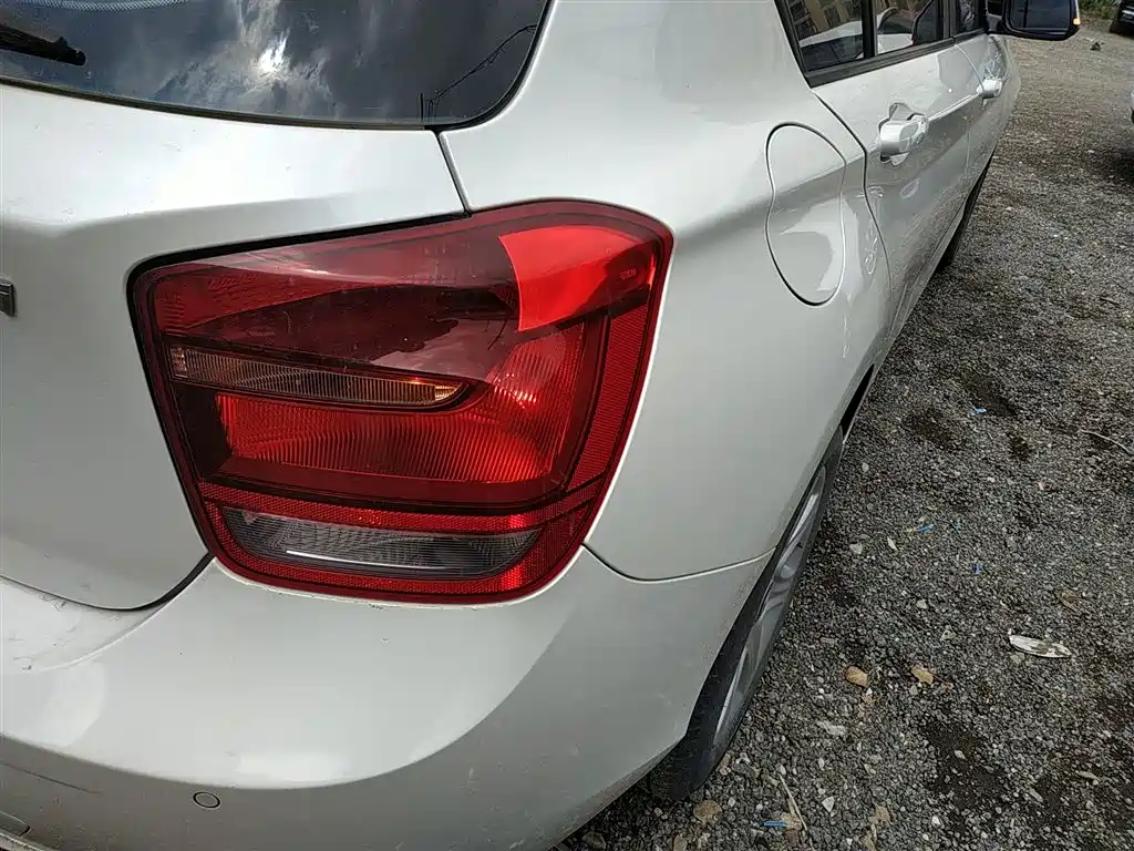 BMW 1 Series (Import) 2013 Facelift 116i Leading Model фото 8