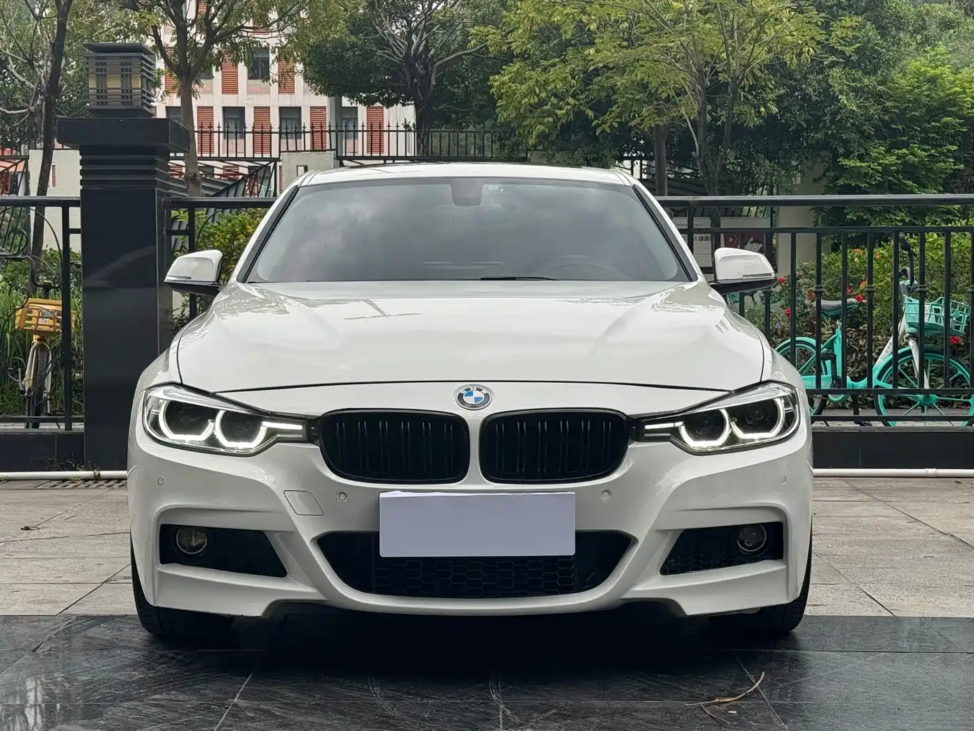 BMW 3 Series 2017 320Li M Sport фото 2