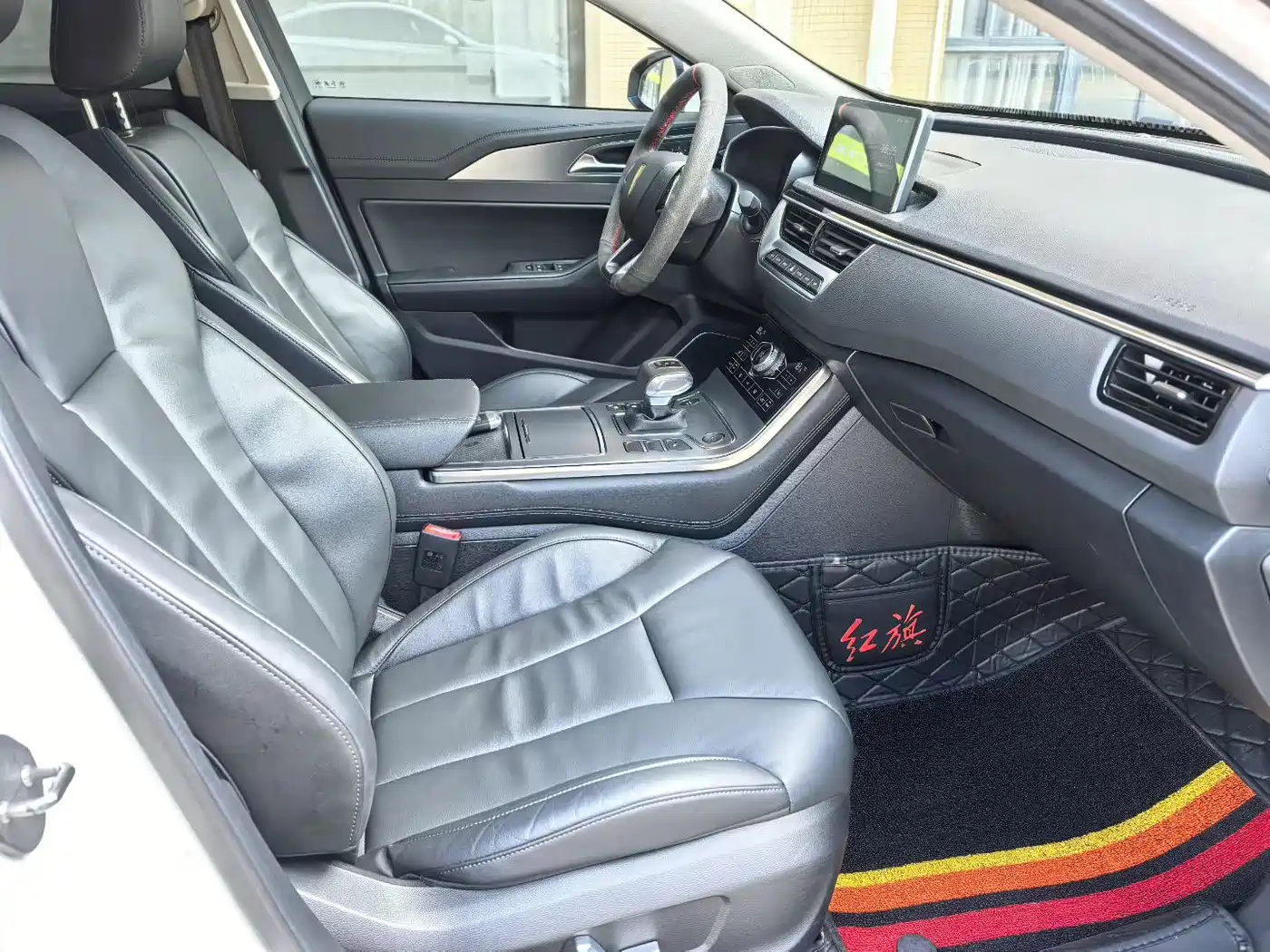 Hongqi H5 2020 1.8T Automatic Smart Connection Qi Enjoy Edition фото 8