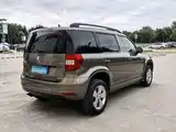 صورة 7 - Škoda Yeti