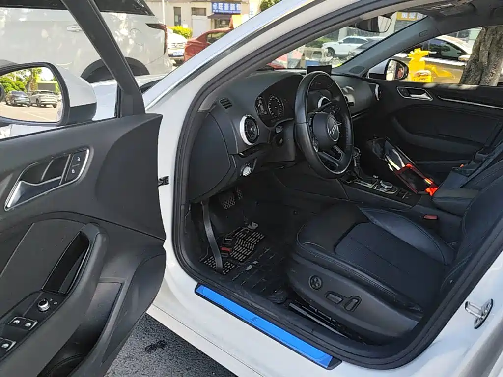Фото 16 - Audi A3