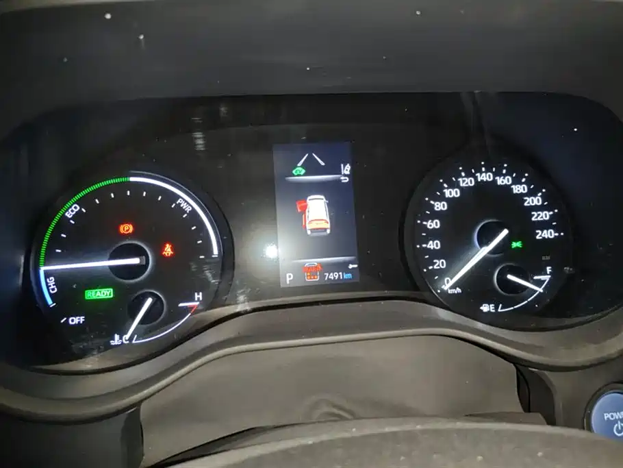 Toyota Sienna 2024 2.5L Hybrid Premium Edition фото 14