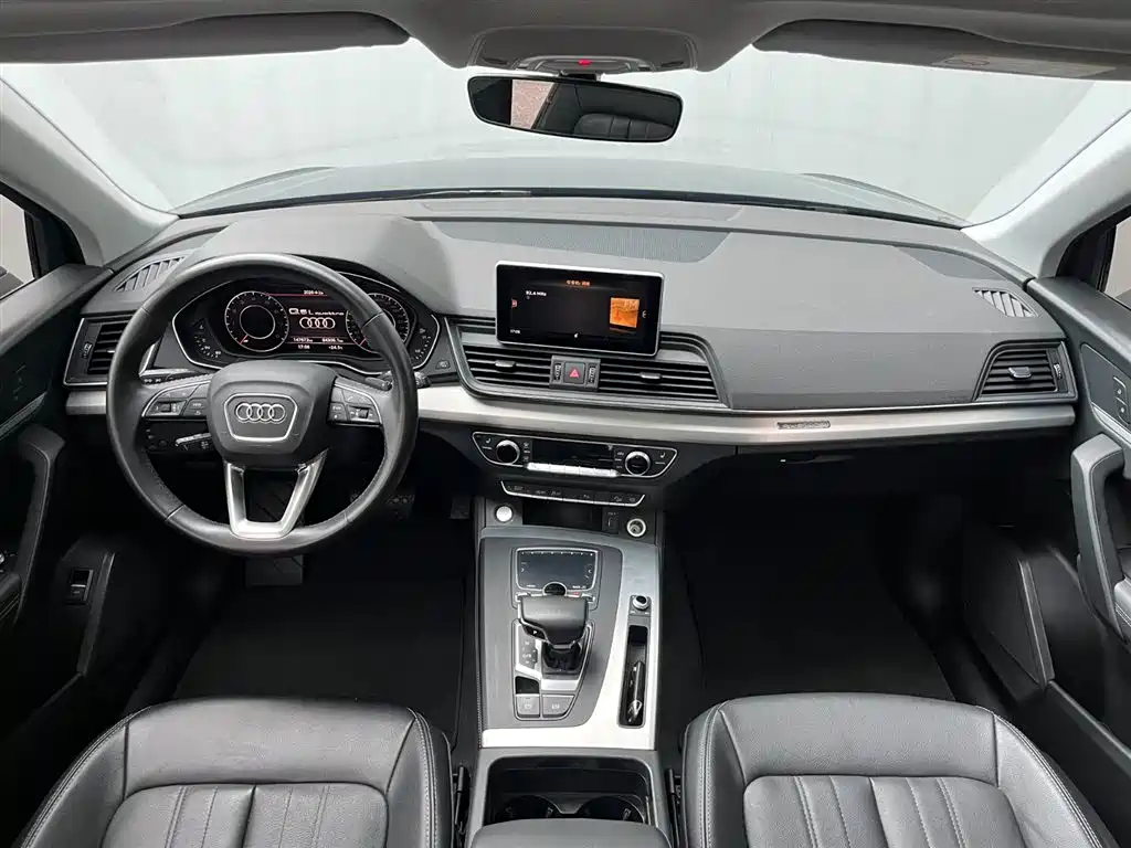 Audi Q5L 2020 Facelift 40 TFSI Honor Fashion фото 7