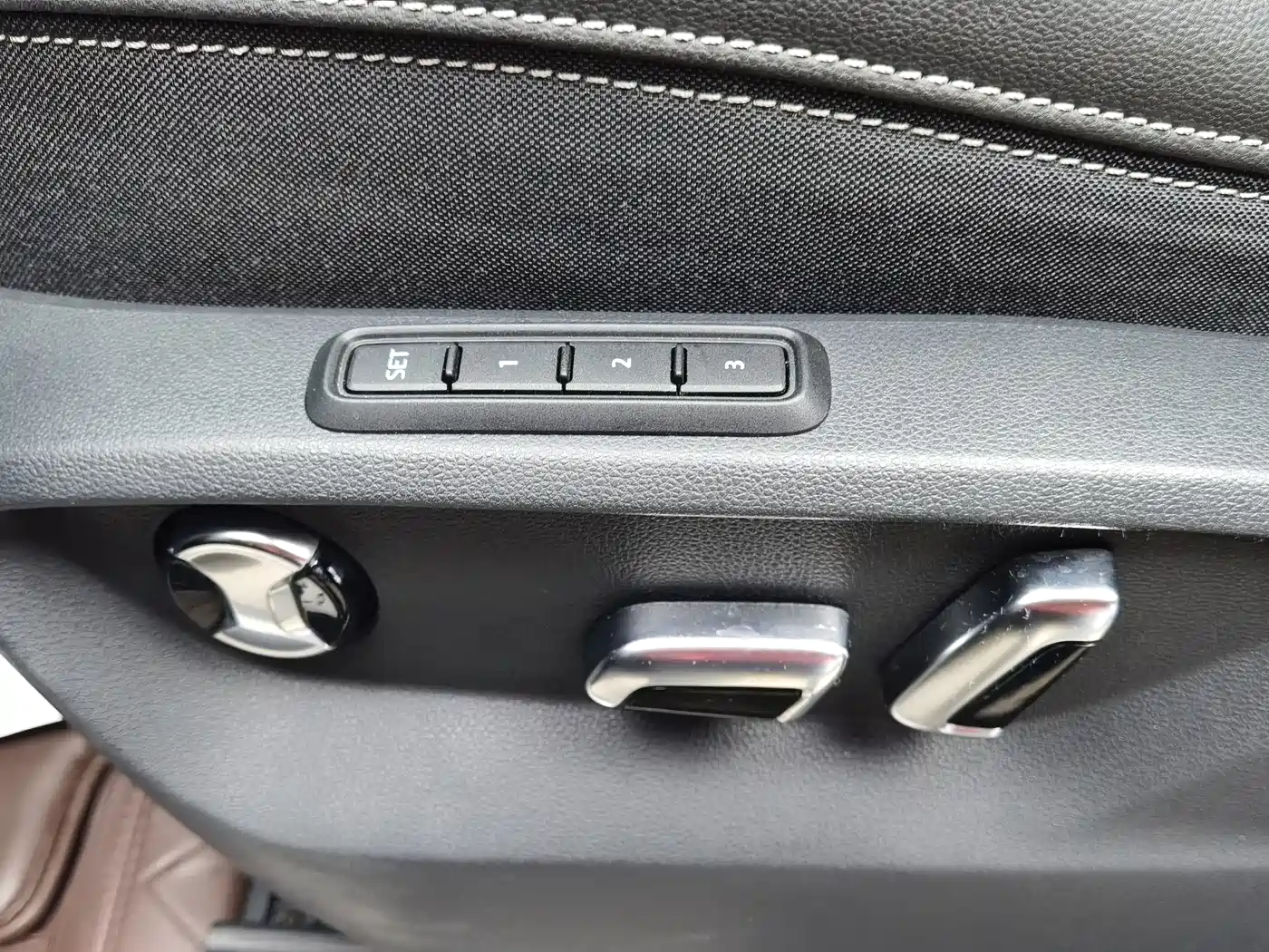 Volkswagen Talagon 2022 380TSI 4WD Luxury Premium Pro Edition 6-seater фото 13