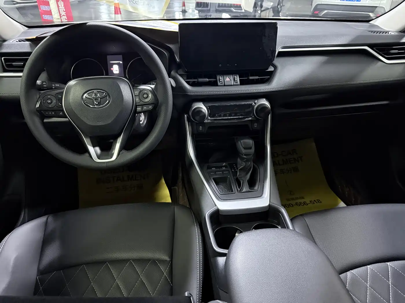 Toyota RAV4 Rongfang 2023 2.0L CVT 2WD Urban Edition фото 12