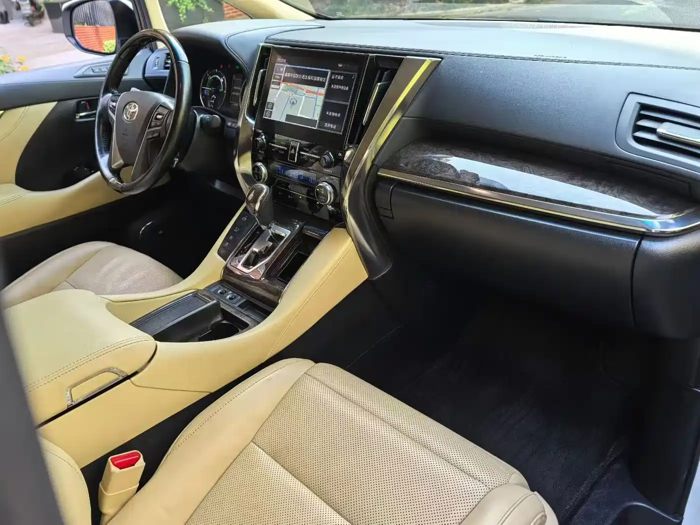 Toyota Alphard 2021 Hybrid 2.5L Ultimate фото 6