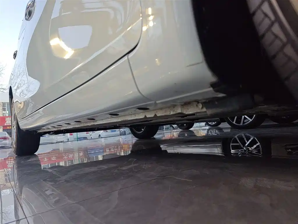 Nissan Tiida 2023 2024 1.6L CVT Smart Drive Edition