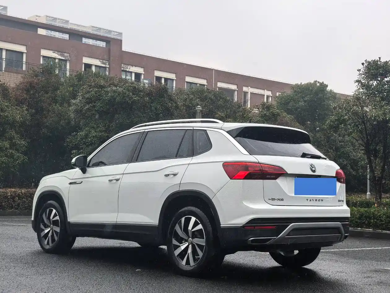Volkswagen Tayron 2021 330TSI 2WD Luxury Smart Connect Edition фото 3