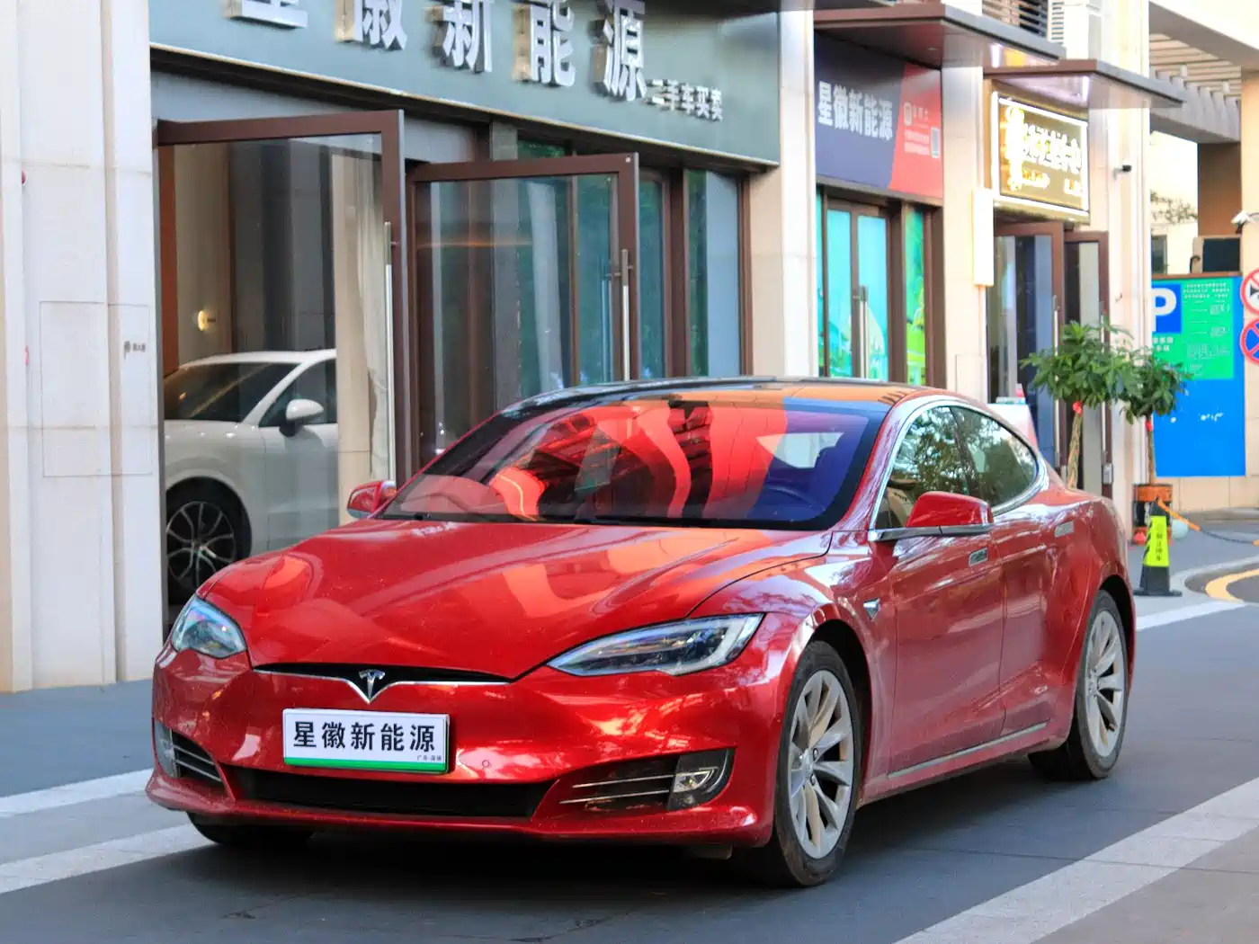 tesla model-s