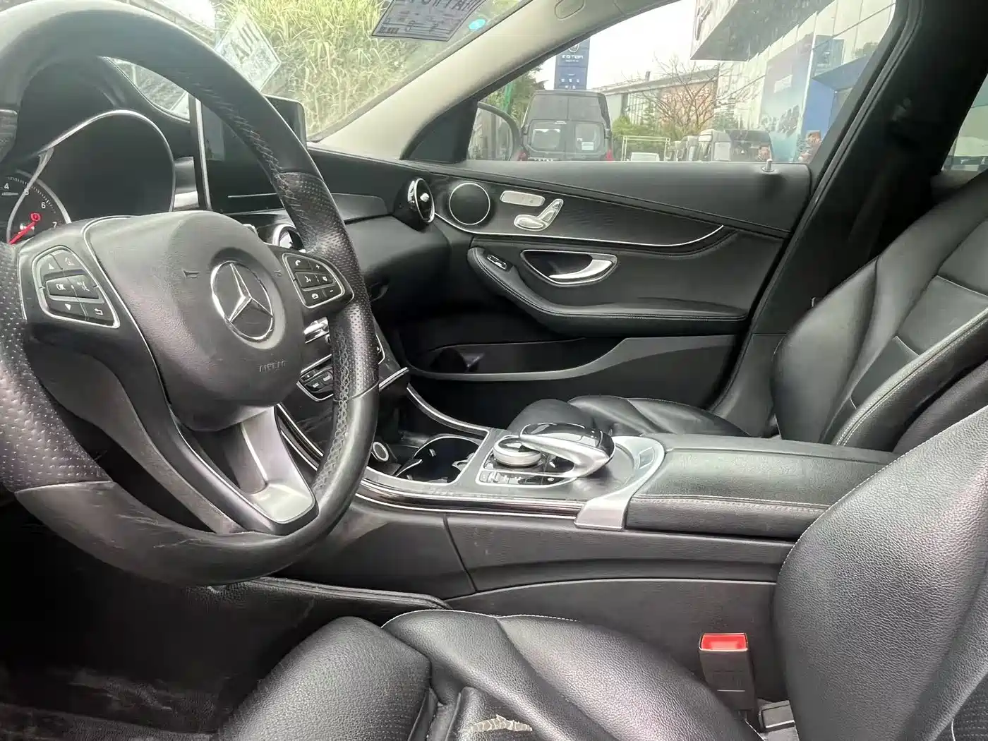 Mercedes-Benz C-Class 2016 C 200 L Sport фото 5