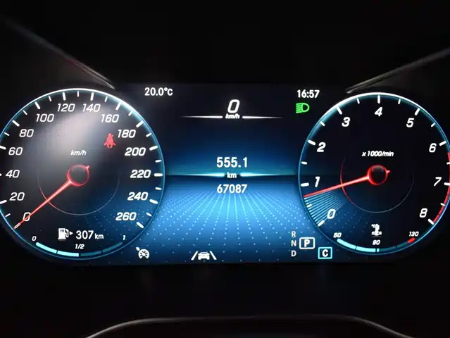 Mercedes-Benz GLC 2020 Facelift GLC 300 L 4MATIC Dynamic — фото 4