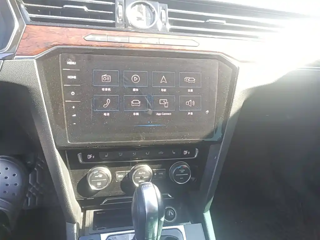 Volkswagen Magotan 2018 330TSI DSG Premium фото 20